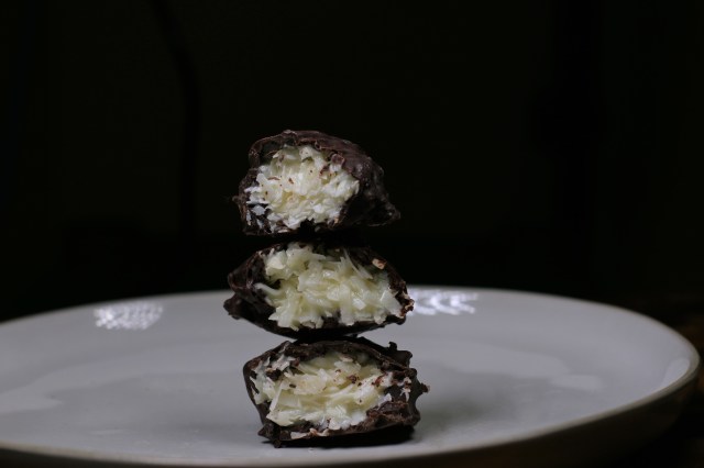 coconutchocolatemounds4